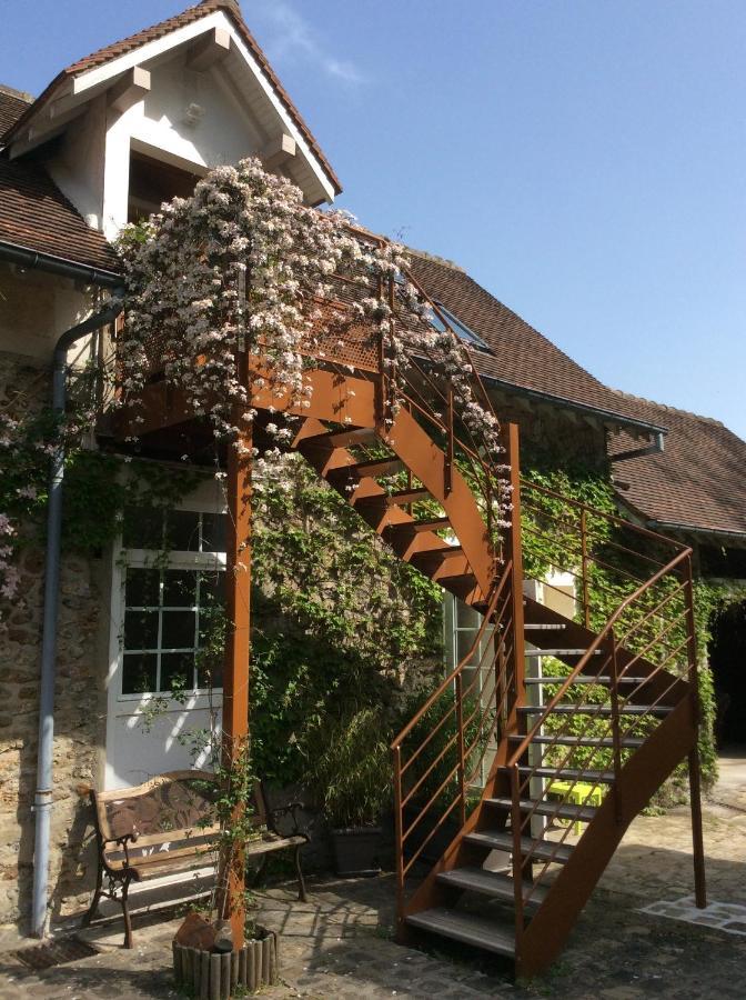 Bed and Breakfast L'Orme Des Voyageurs Boutigny Zewnętrze zdjęcie